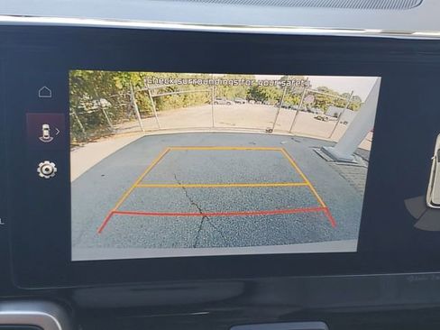 Used 2023 Kia Sorento EX w/ Panoramic Sunroof Package FWD image 16