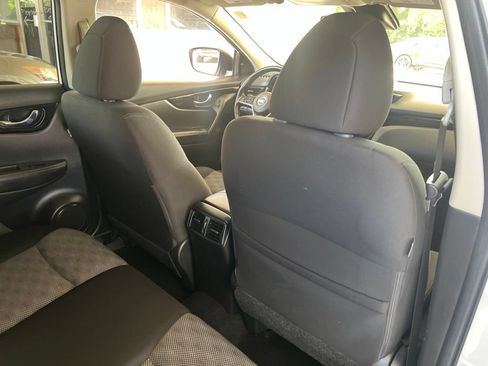 Used 2022 Nissan Rogue Sport SV AWD/4WD image 15