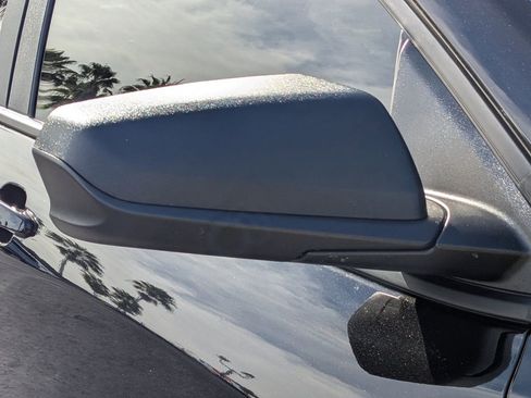 Used 2023 Chevrolet Equinox LS w/ LS Convenience Package image 12