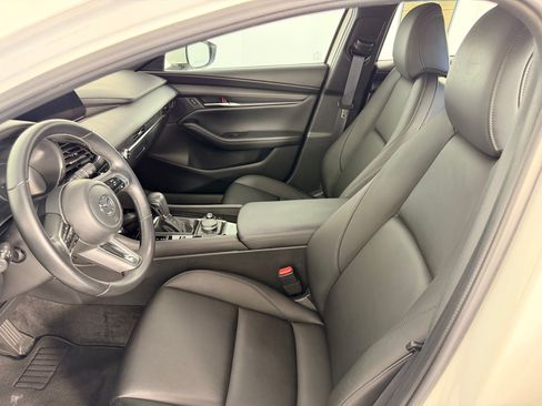 Used 2024 MAZDA MAZDA3 s FWD image 5