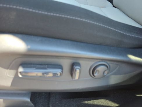 Used 2024 Honda CR-V EX image 11