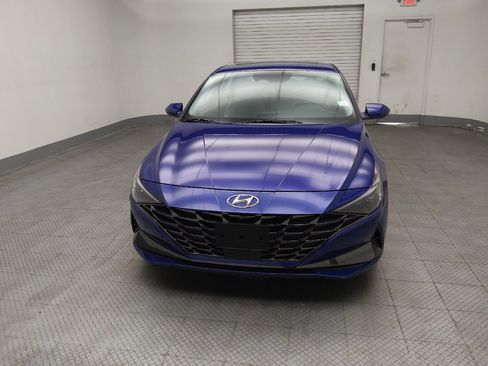 Used 2023 Hyundai Elantra Limited w/ Preferred Accessory Package FWD image 15