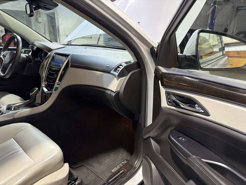 Used 2015 Cadillac SRX Performance w/ Driver Assist Package FWD image 27