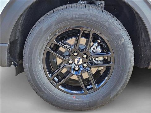 New 2026 Ford Explorer Active w/ Active Comfort Package image 10