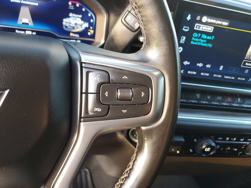Used 2025 Chevrolet Silverado 2500 LT w/ Convenience Package AWD/4WD image 29