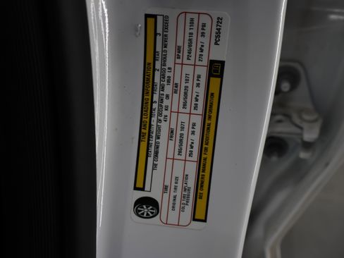 Used 2023 Jeep Grand Cherokee Altitude AWD/4WD image 64