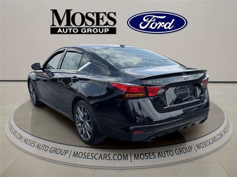 Used 2024 Nissan Altima 2.0 SR FWD image 5