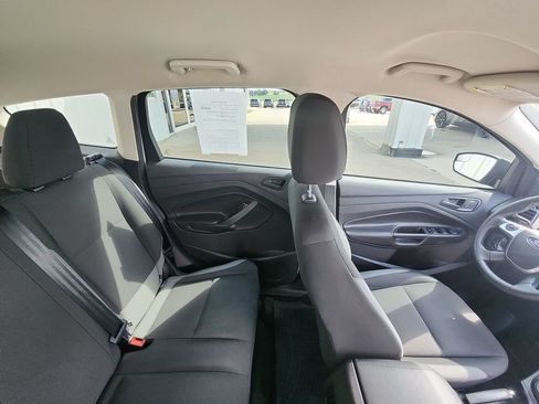 Used 2016 Ford Escape S FWD image 13