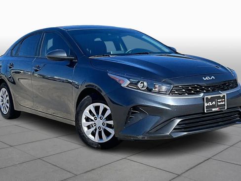 Certified 2023 Kia Forte LX image 2