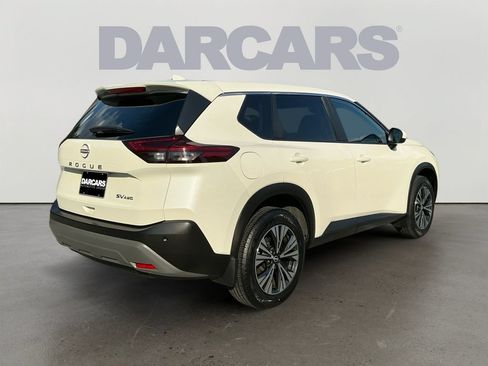 Used 2023 Nissan Rogue SV AWD/4WD image 7