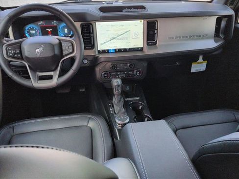 New 2025 Ford Bronco Outer Banks image 15