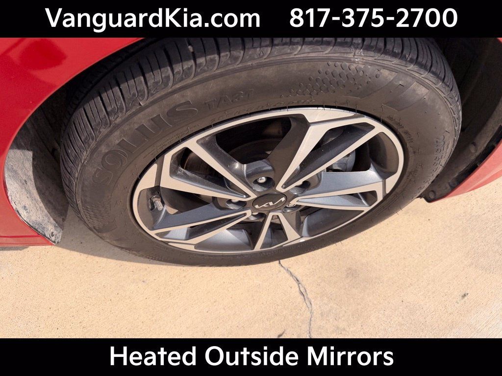 Certified 2024 Kia Forte LXS w/ LXS Technology Package FWD image 11