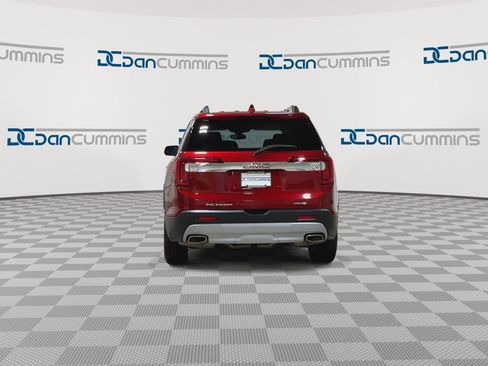 Used 2023 GMC Acadia SLT image 7
