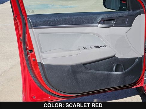 Used 2018 Hyundai Elantra SEL image 14