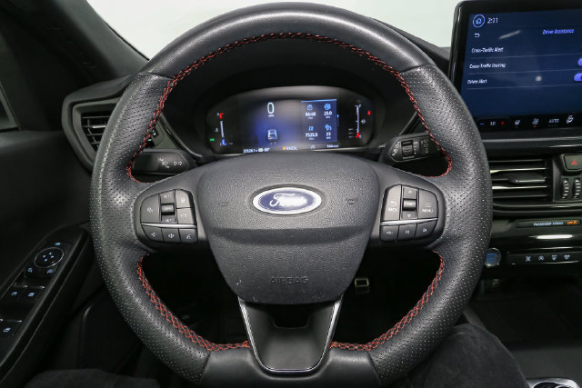 Used 2024 Ford Escape ST-Line w/ Tech Pack #1 AWD/4WD image 32