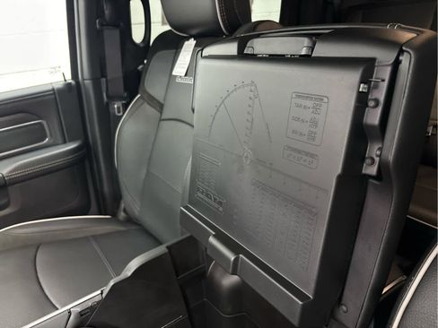 New 2026 RAM 2500 Laramie w/ Sport Appearance Package AWD/4WD image 14