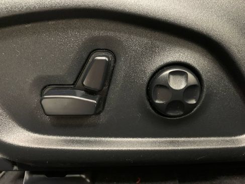 Used 2021 Jeep Compass Latitude AWD/4WD image 18