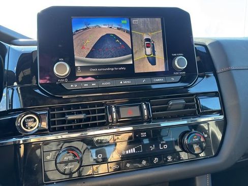 Used 2024 Nissan Pathfinder Rock Creek image 16