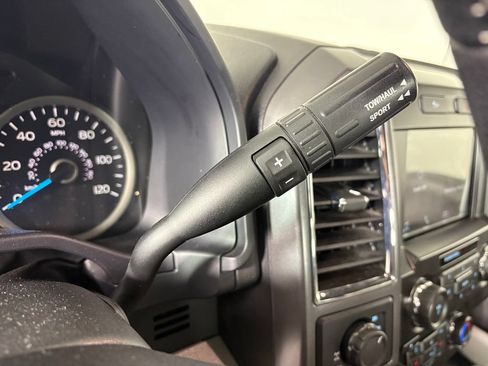 Used 2016 Ford F150 XLT w/ Equipment Group 302A Luxury AWD/4WD image 20