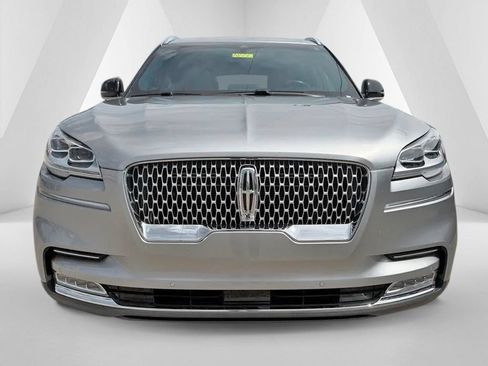 Used 2021 Lincoln Aviator Reserve w/ Equipment Group 201A AWD/4WD image 2