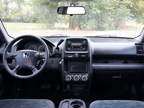 Used 2004 Honda CR-V LX image 17