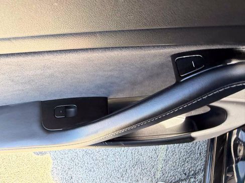 Used 2018 Tesla Model 3 Long Range RWD image 15