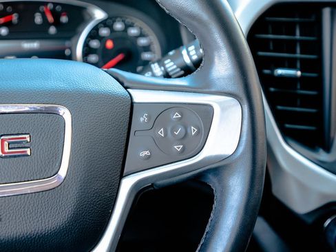 Certified 2023 GMC Acadia SLT AWD/4WD image 18