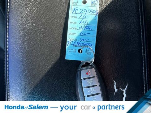 Used 2015 Nissan Altima 2.5 SV image 23