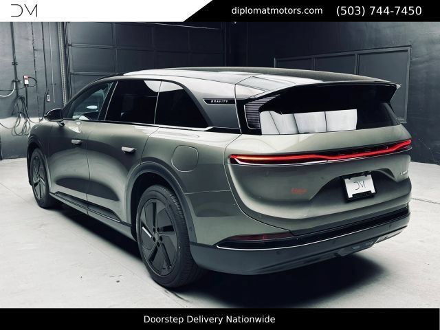 Used 2026 Lucid Gravity Grand Touring AWD/4WD image 4