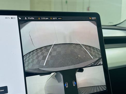 Used 2023 Tesla Model 3 Standard Range image 21