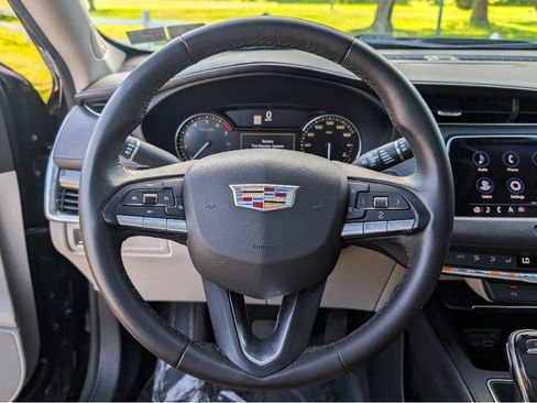 Used 2020 Cadillac XT4 Premium Luxury w/ Driver Awareness Package FWD image 22