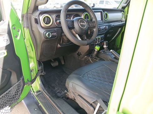 Used 2018 Jeep Wrangler Unlimited Sport S image 53