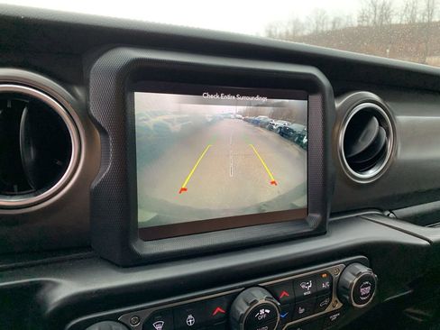 Used 2021 Jeep Wrangler Rubicon image 21