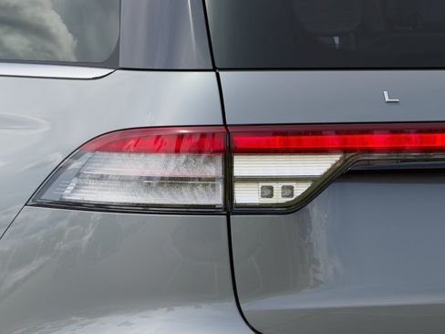 New 2027 Lincoln Aviator Reserve RWD image 21