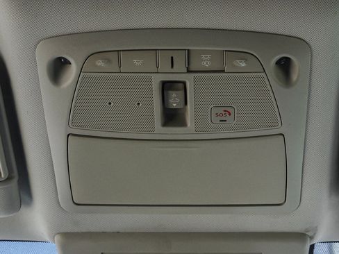 Used 2019 Nissan Armada Platinum w/ Interior Lighting Package image 30