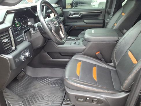 Used 2024 GMC Sierra 2500 AT4 w/ AT4 Premium Plus Package image 11