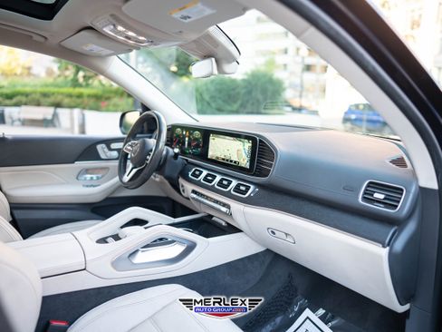 Used 2020 Mercedes-Benz GLS 450 4MATIC image 15
