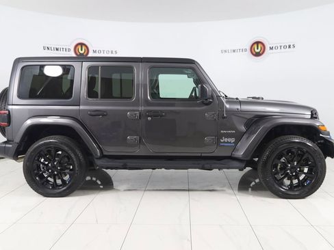Used 2022 Jeep Wrangler Unlimited Sahara w/ Cold Weather Group image 2