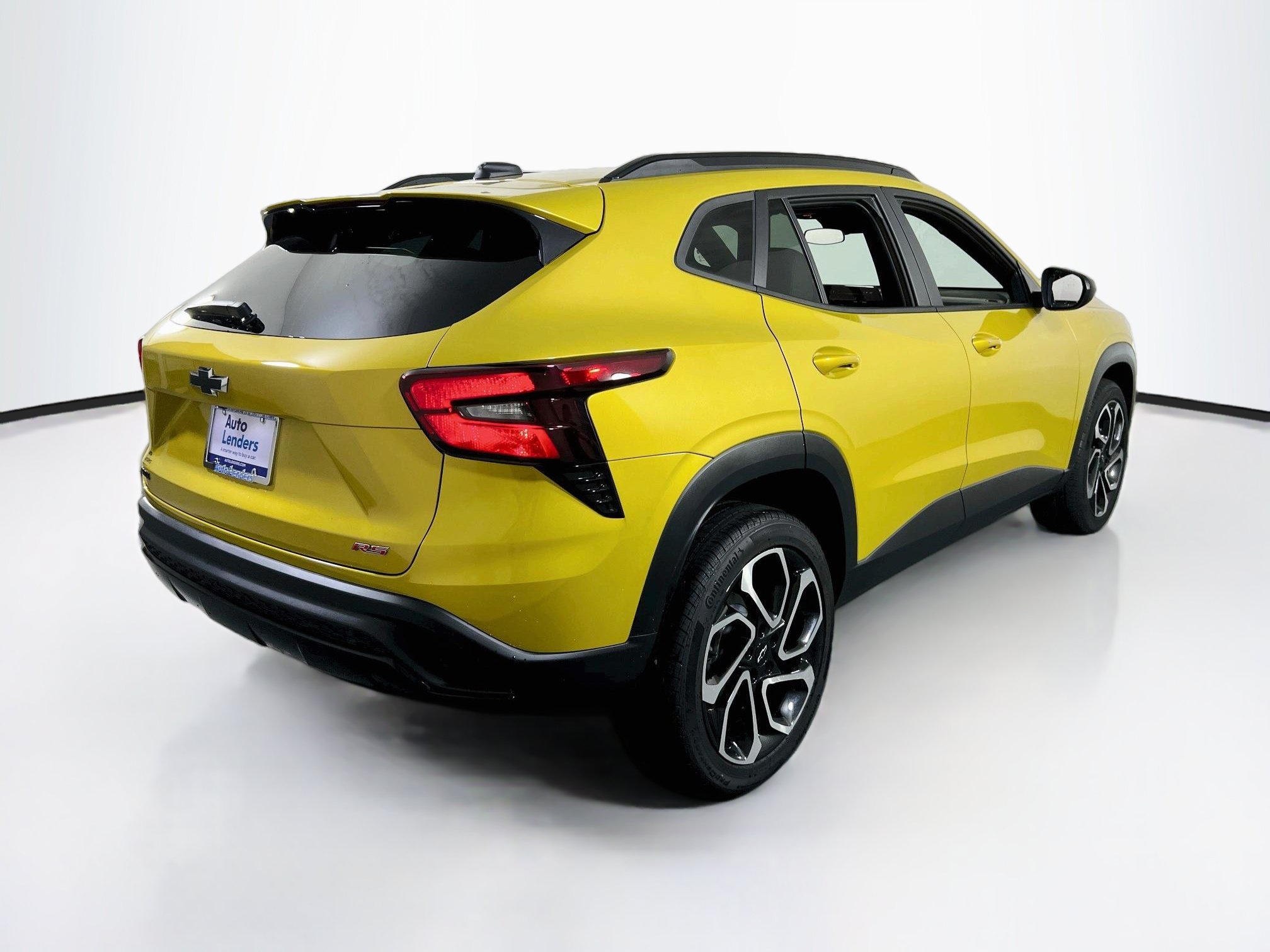 Used 2025 Chevrolet Trax RS FWD image 5