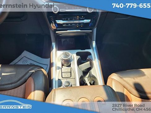 Used 2022 Ford Explorer King Ranch w/ Premium Technology Package AWD/4WD image 13