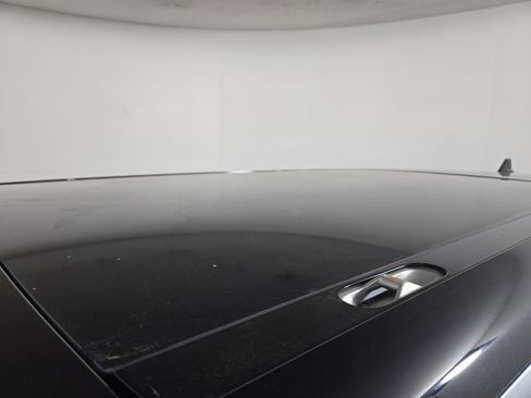Used 2023 Rivian R1S Adventure AWD/4WD image 13