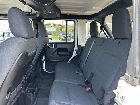 Used 2024 Jeep Wrangler Unlimited Rubicon w/ Dual Top Group AWD/4WD image 12