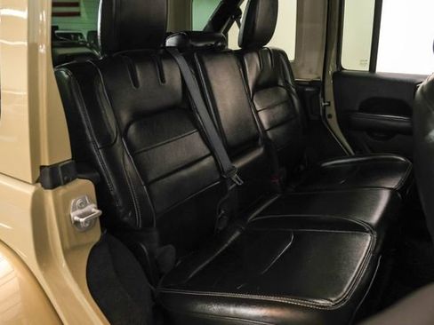 Used 2022 Jeep Wrangler Unlimited Sahara AWD/4WD image 30
