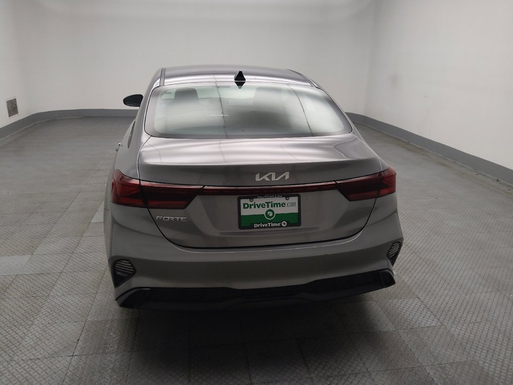 Used 2024 Kia Forte LXS FWD image 6