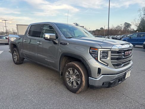 Used 2024 GMC Sierra 1500 SLT image 9