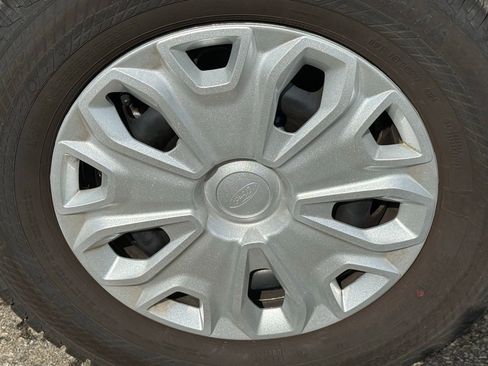 Used 2025 Ford Transit 350 XLT image 37