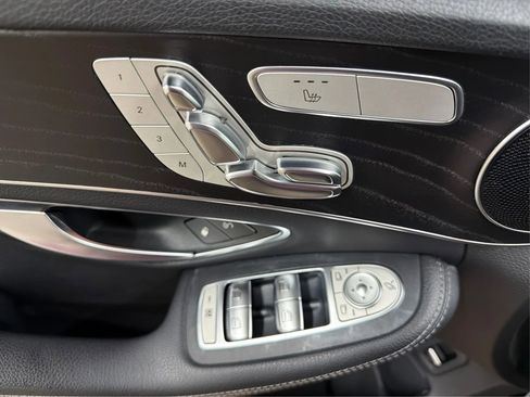 Used 2018 Mercedes-Benz C 300 Sedan w/ Premium Package image 27