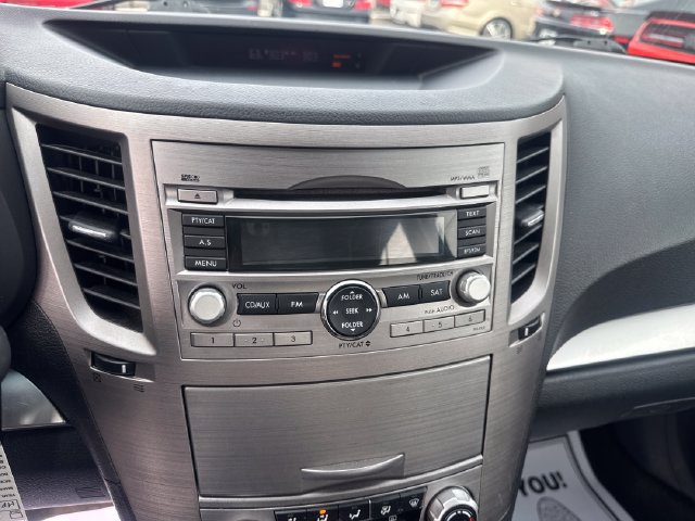 Used 2011 Subaru Legacy 2.5i Premium AWD/4WD image 18