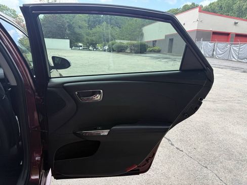 Used 2013 Toyota Avalon XLE FWD image 32