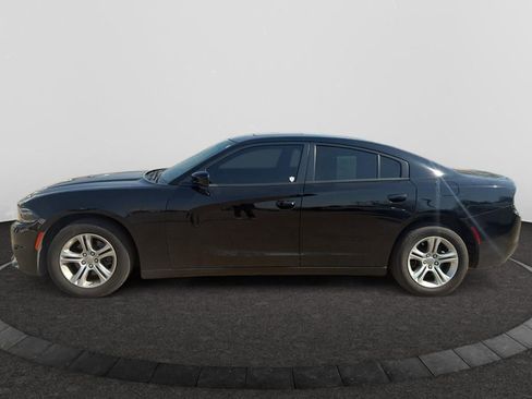 Used 2020 Dodge Charger SXT w/ Leather Interior Group image 8